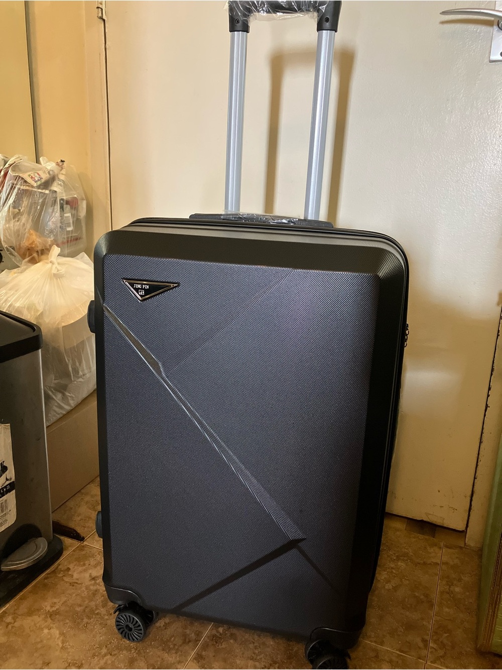 Traveler's Choice Black Hardside Carry-On Luggage